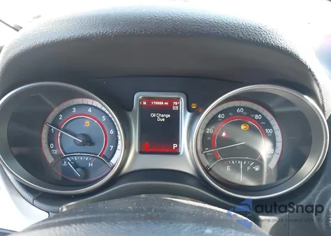 2017 Dodge Journey Crossroad Plus z USA, uszkodzony, nr VIN 3C4PDCGB8HT705493